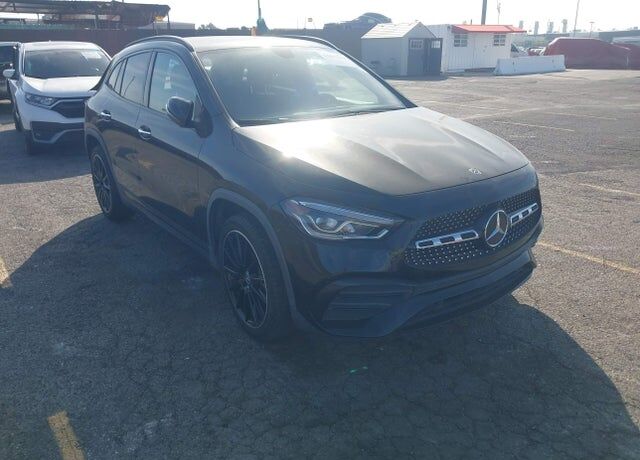 2021 MERCEDES-BENZ GLA-Class