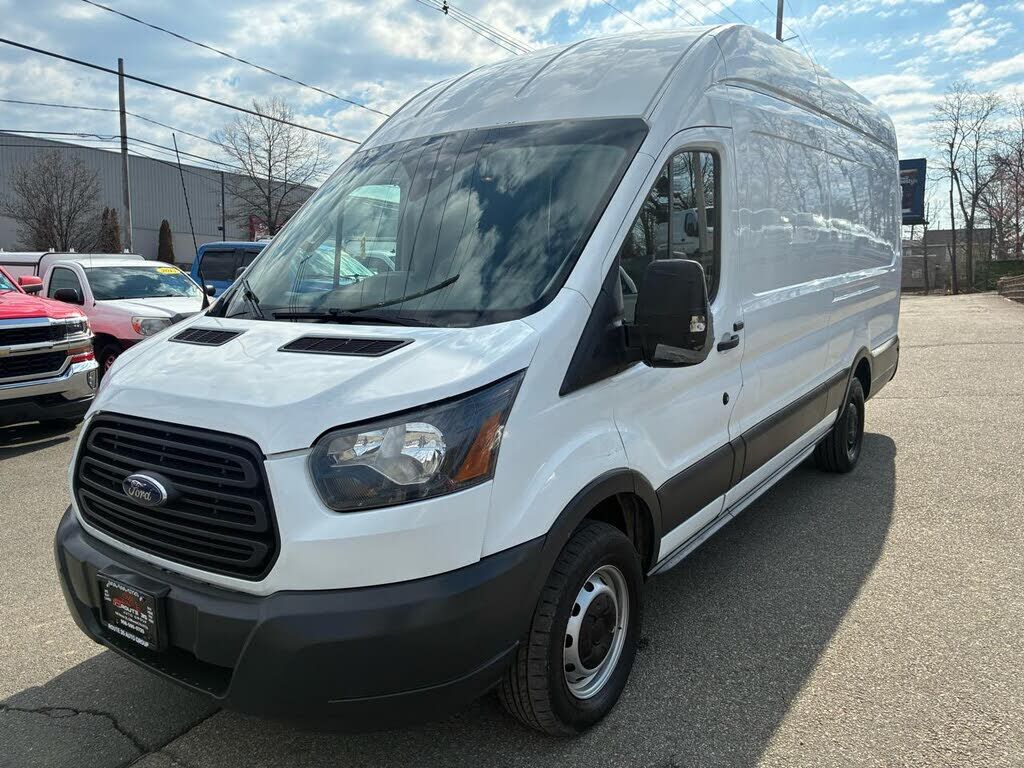 2017 FORD Transit