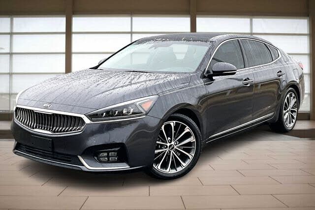 2019 KIA Cadenza