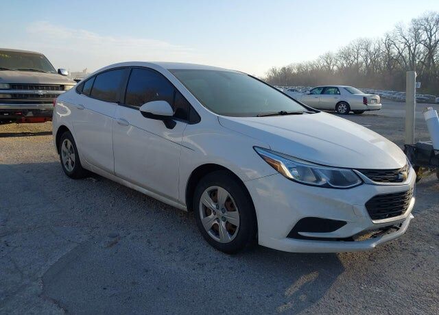 2018 CHEVROLET Cruze