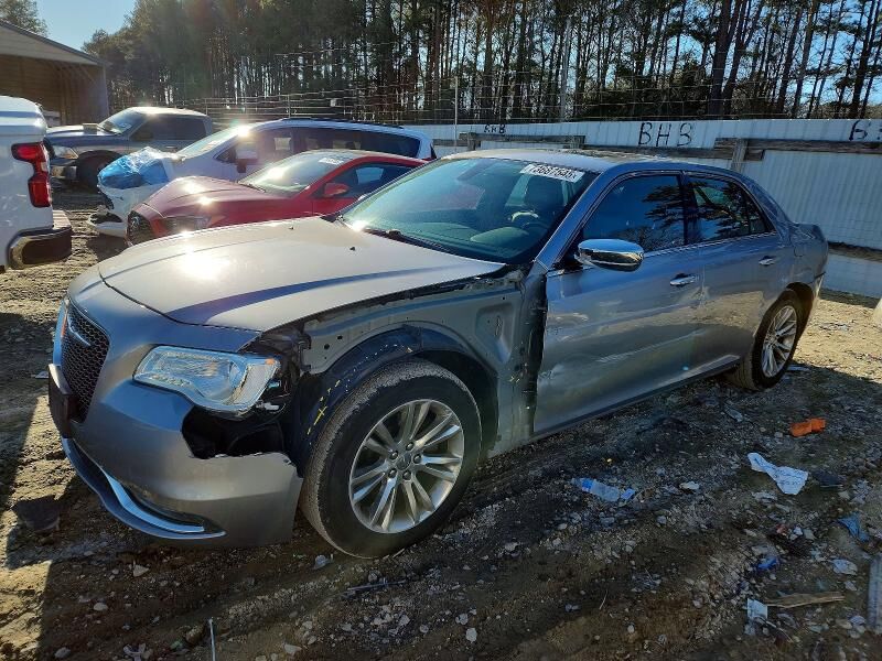 2016 CHRYSLER 300