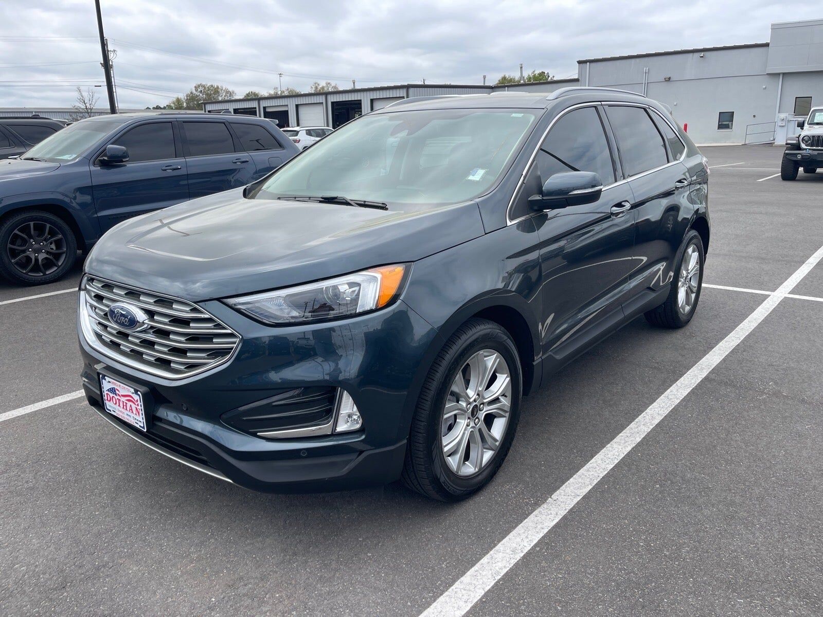 2024 FORD Edge