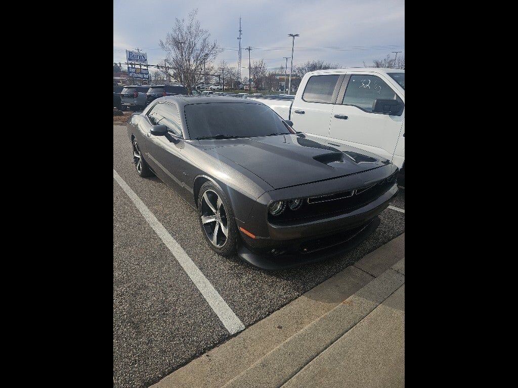 2019 DODGE Challenger