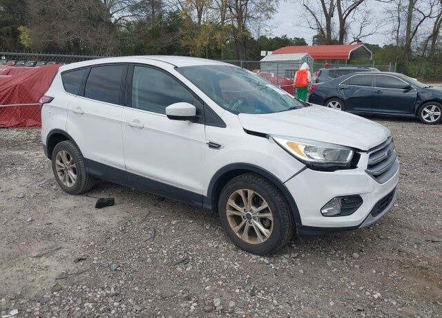 2017 FORD Escape