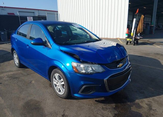2017 CHEVROLET Sonic