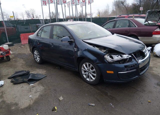2010 VOLKSWAGEN Jetta