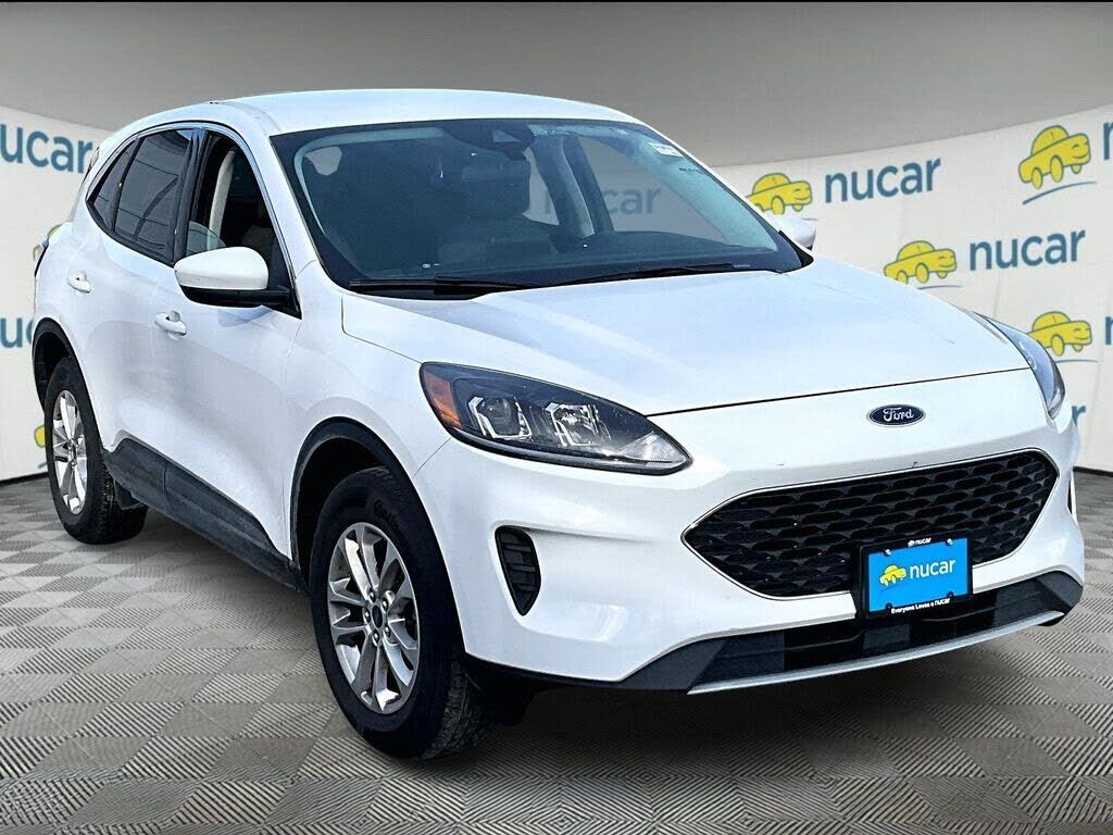 2021 FORD Escape