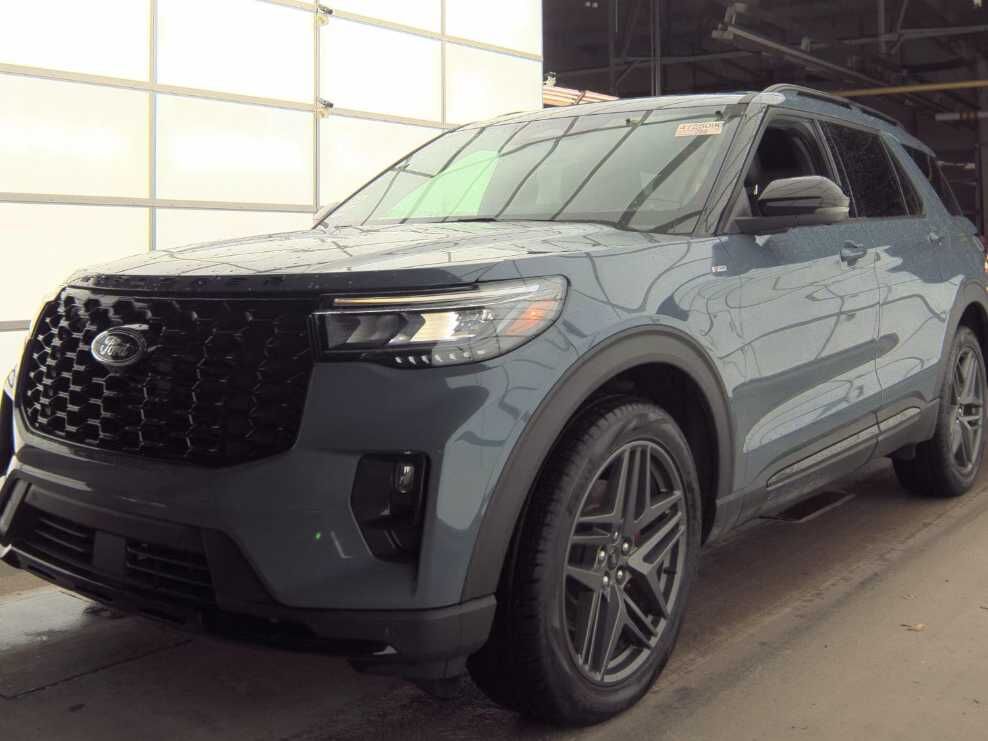 2025 FORD Explorer