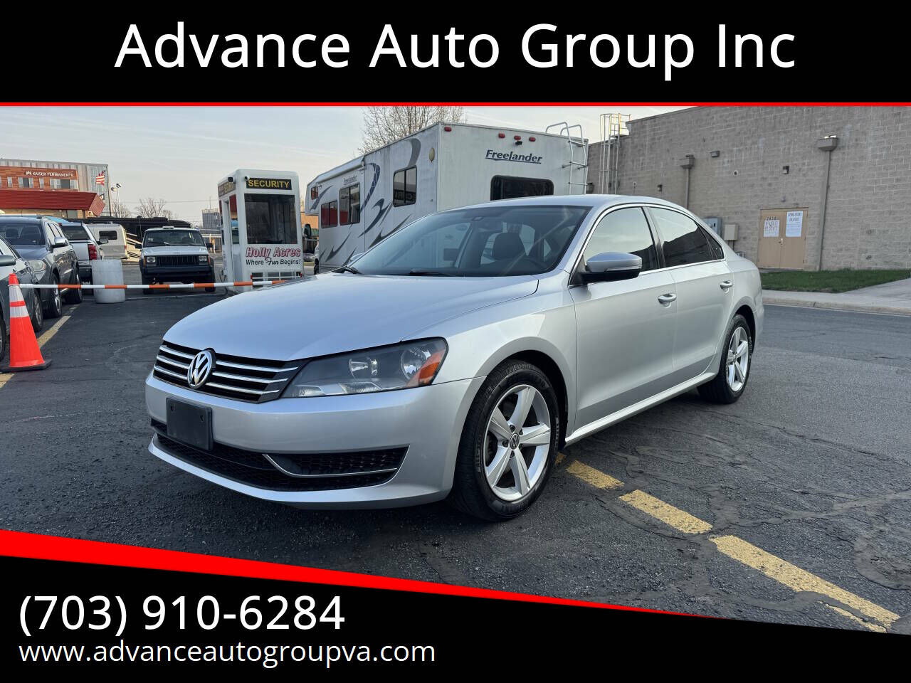 2013 VOLKSWAGEN Passat