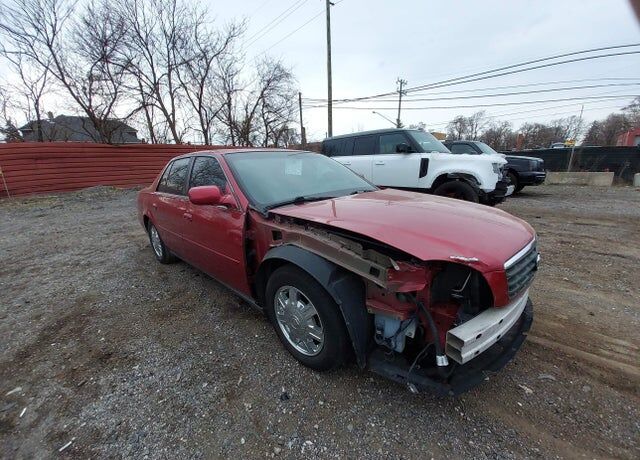 2004 CADILLAC Deville