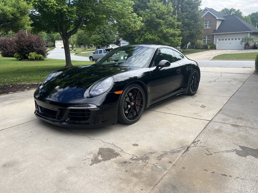 2015 PORSCHE 911