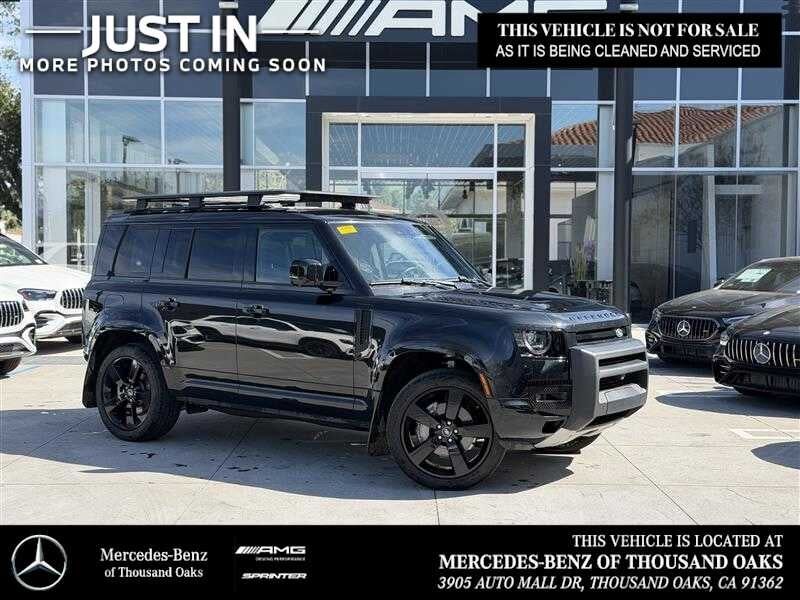 2022 LAND ROVER Defender