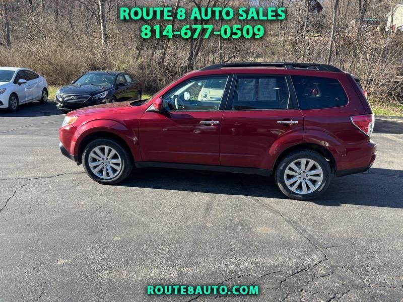 2011 SUBARU Forester