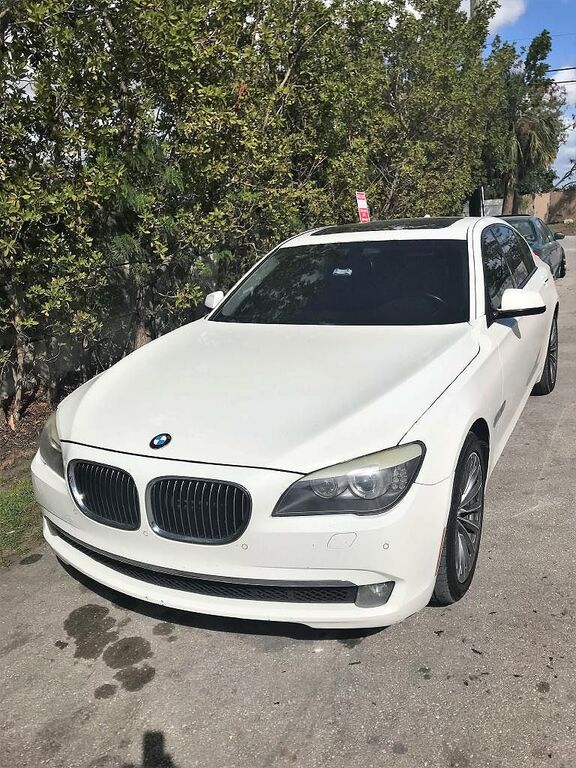2011 BMW 7 Series