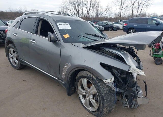 2011 INFINITI FX35
