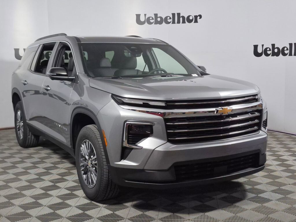 2026 CHEVROLET Traverse