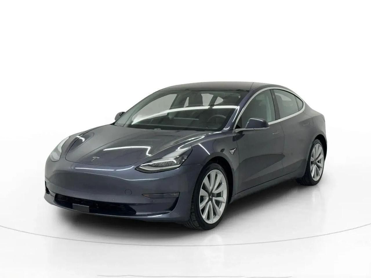 2018 TESLA Model 3