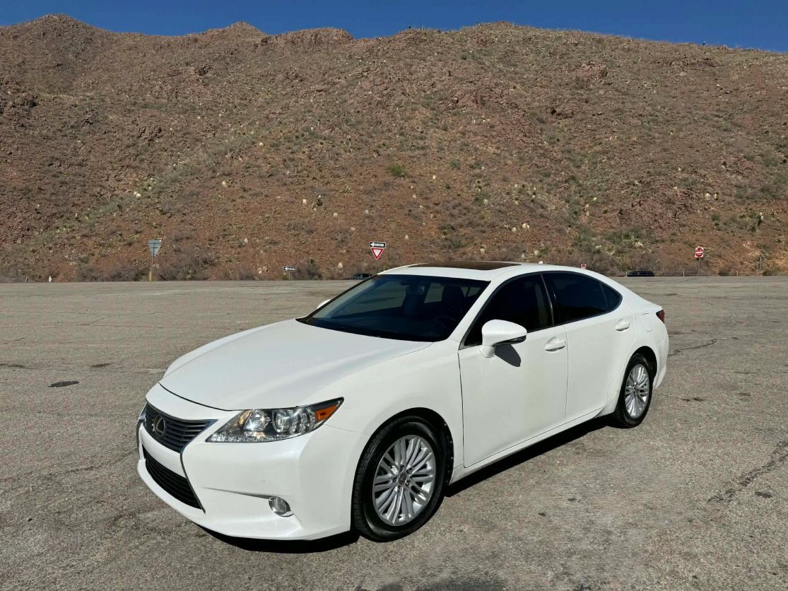 2013 LEXUS ES
