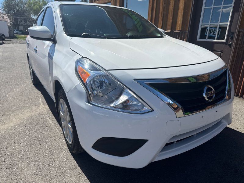 2018 NISSAN Versa