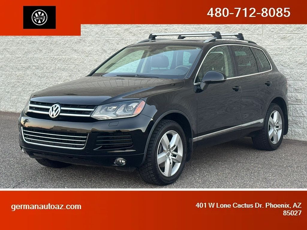 2012 VOLKSWAGEN Touareg