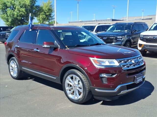 2018 FORD Explorer
