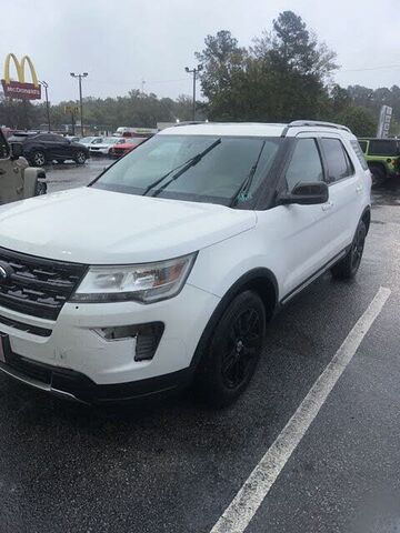 2018 FORD Explorer