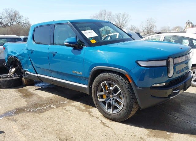 2022 RIVIAN R1T