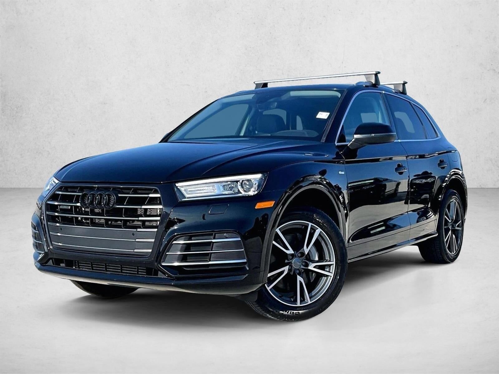 2020 AUDI Q5 e
