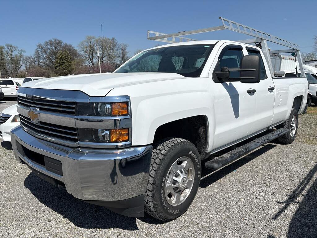 2018 CHEVROLET Silverado