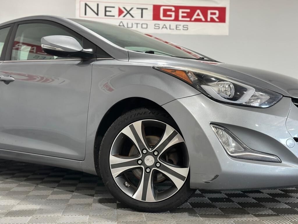 2015 HYUNDAI Elantra