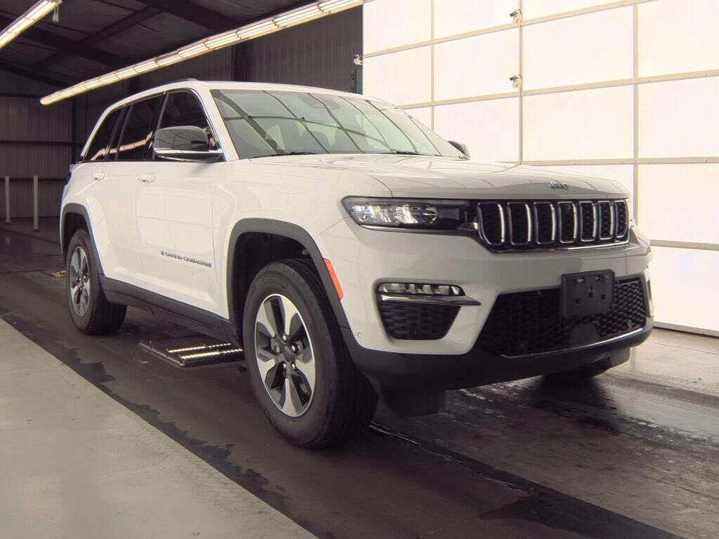 2024 JEEP Grand Cherokee