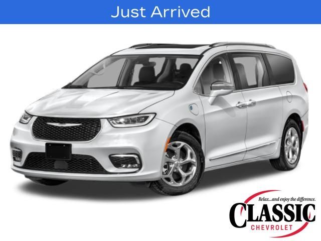 2023 CHRYSLER Pacifica