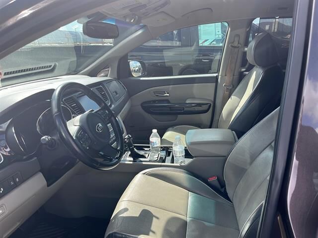 2016 KIA Sedona
