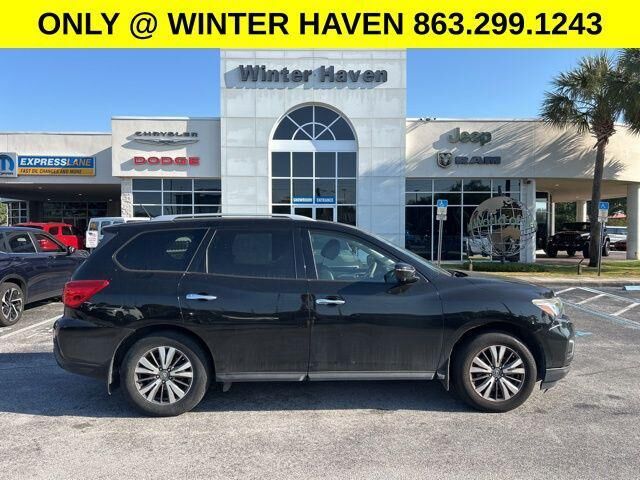 2018 NISSAN Pathfinder