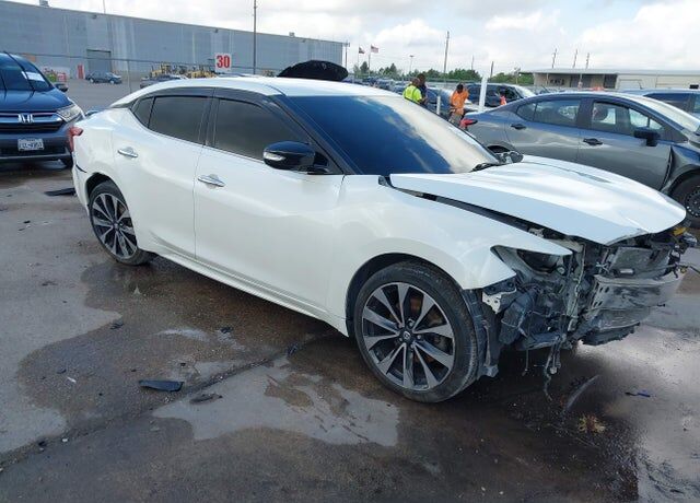 2016 NISSAN Maxima
