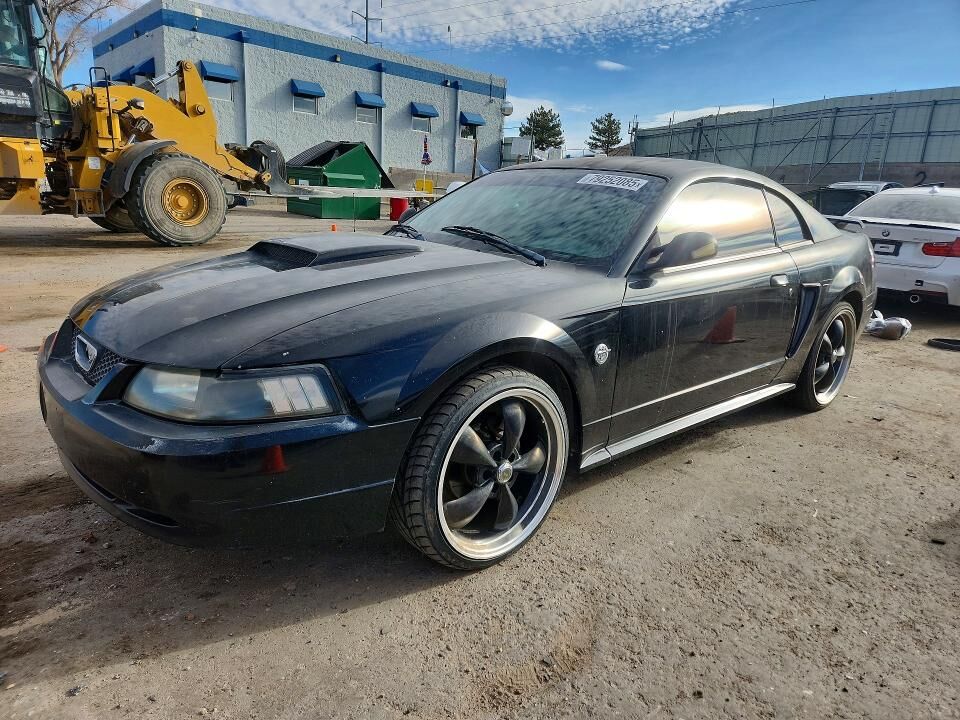 2004 FORD Mustang