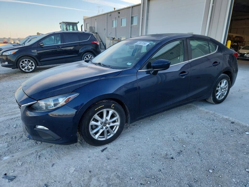2016 MAZDA Mazda3