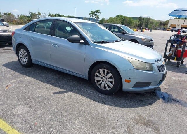 2011 CHEVROLET Cruze