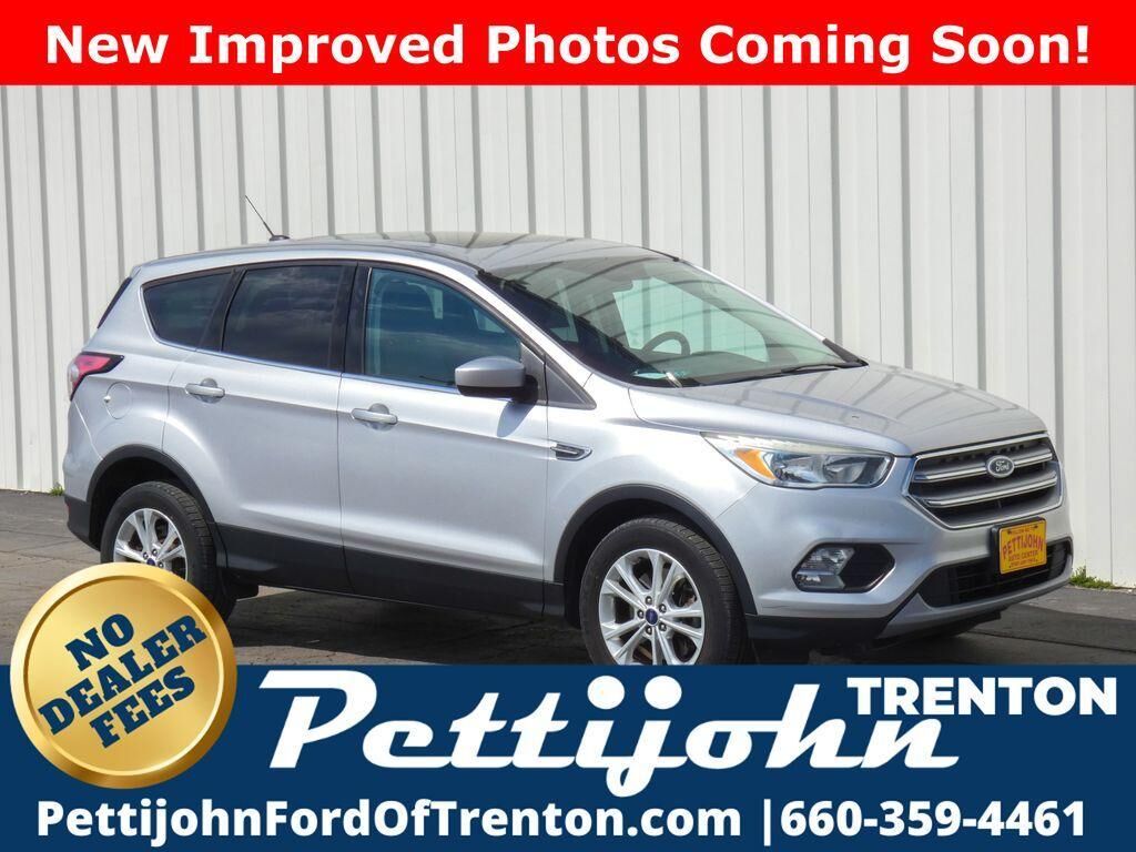 2017 FORD Escape