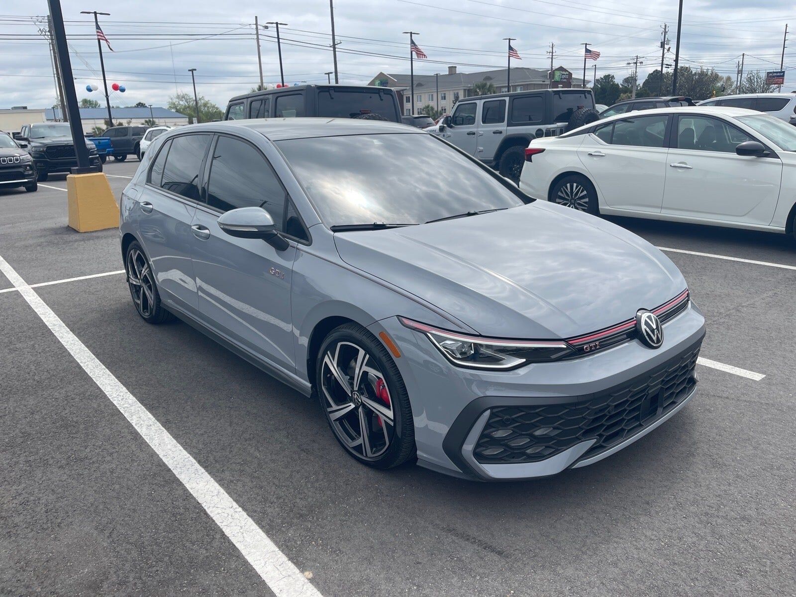 2025 VOLKSWAGEN Golf GTI