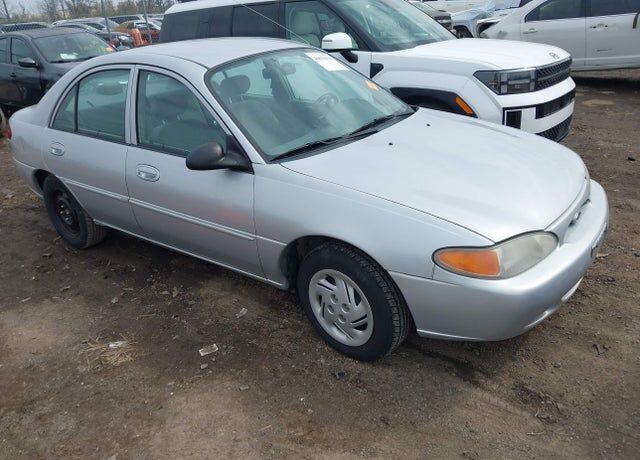 1999 FORD Escort
