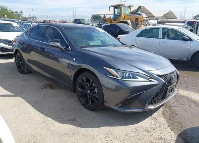 2023 LEXUS ES