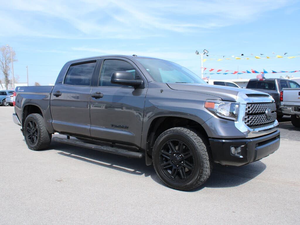 2018 TOYOTA Tundra