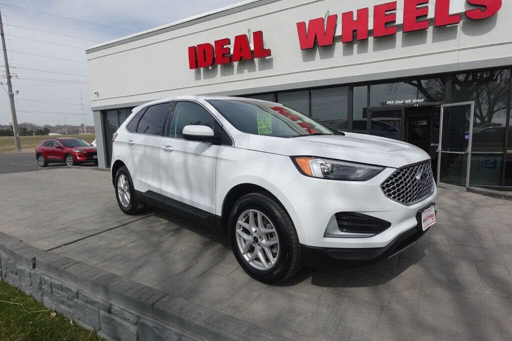 2024 FORD Edge