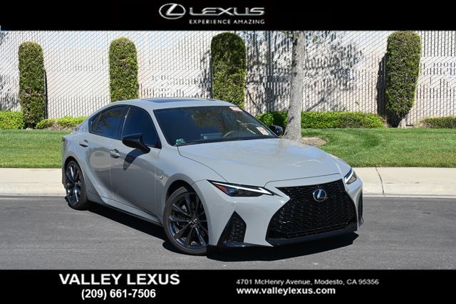 2025 LEXUS IS