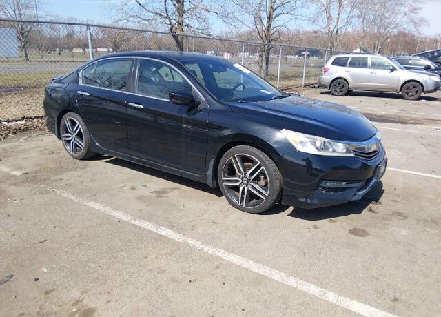 2017 HONDA Accord