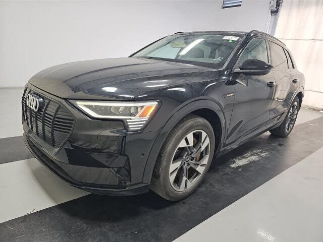 2021 AUDI e-tron