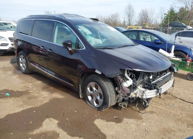 2017 CHRYSLER Pacifica