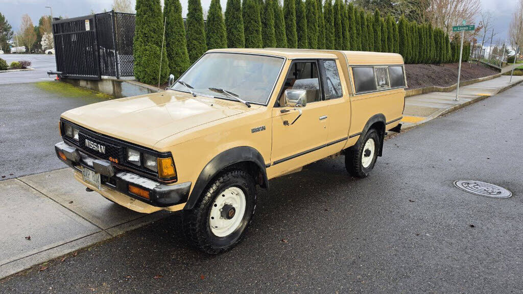 1985 NISSAN Pickup