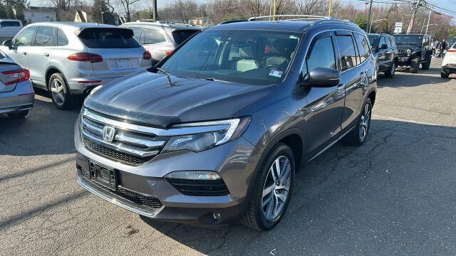 2017 HONDA Pilot
